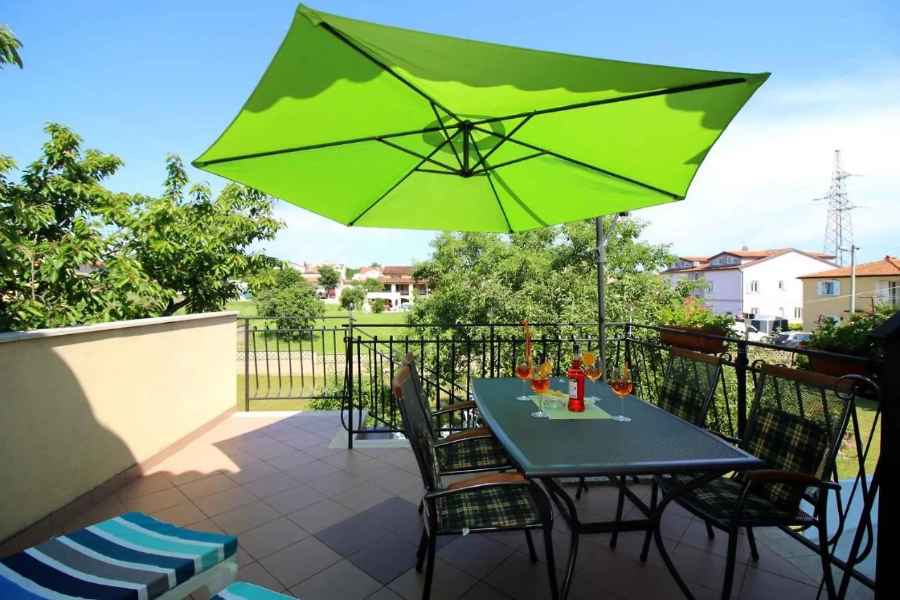 Apartment In Porec/Istrien 10031 クロアチア