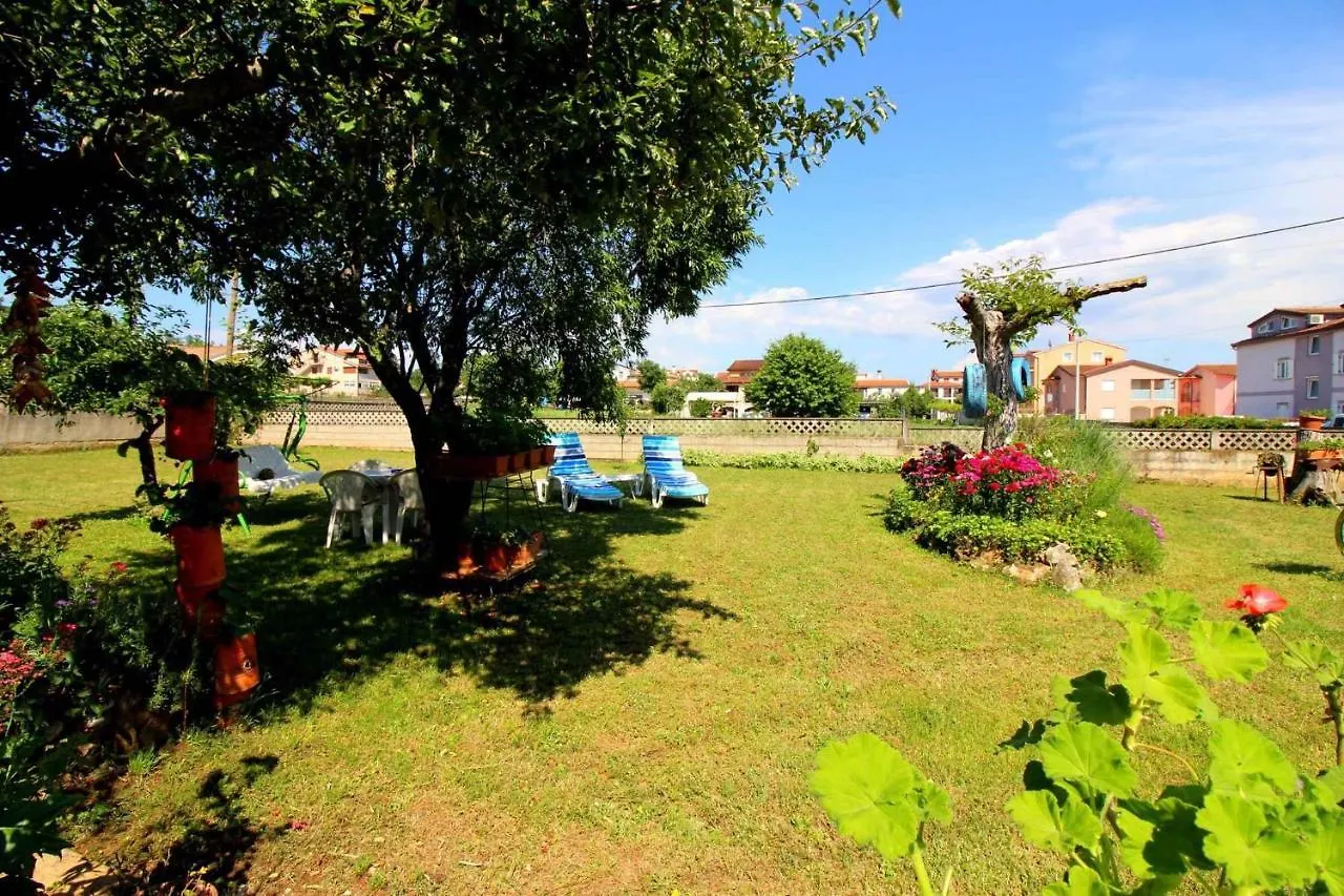 Apartment In Porec/Istrien 10031 Porec